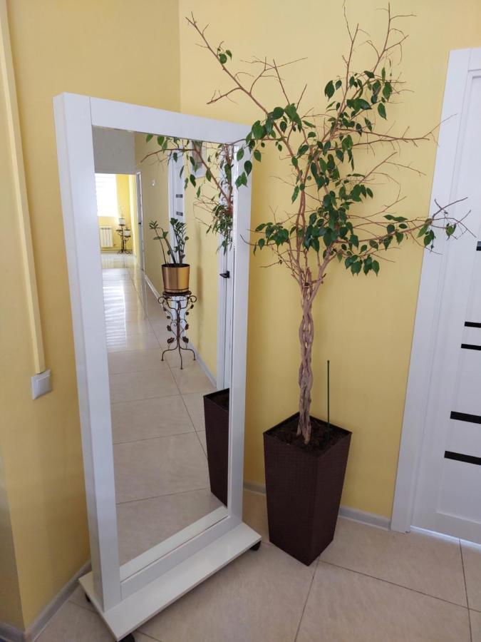 Check Inn Hostel Алматы Экстерьер фото