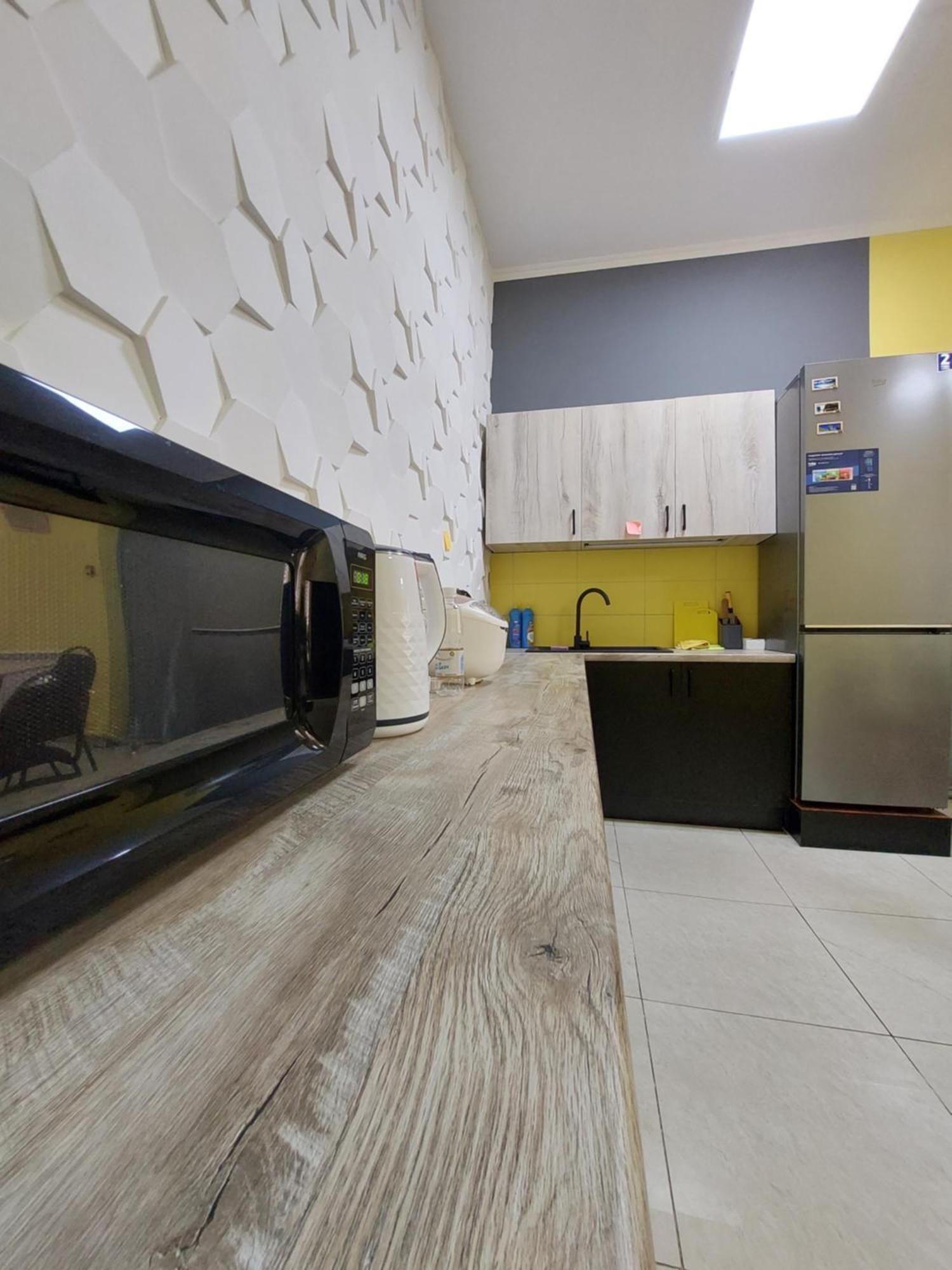 Check Inn Hostel Алматы Экстерьер фото